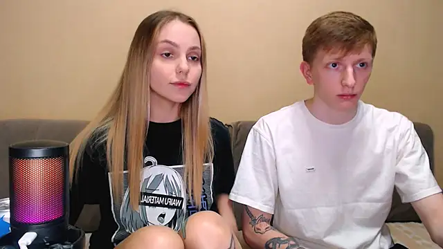 juliaanddima online show from February 24, 10:41 pm