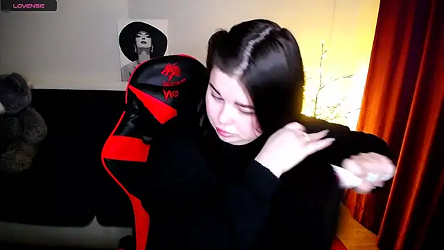 Emily Mo online show from January 29, 6:22 am