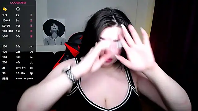 Emily Mo online show from February 2, 6:26 am