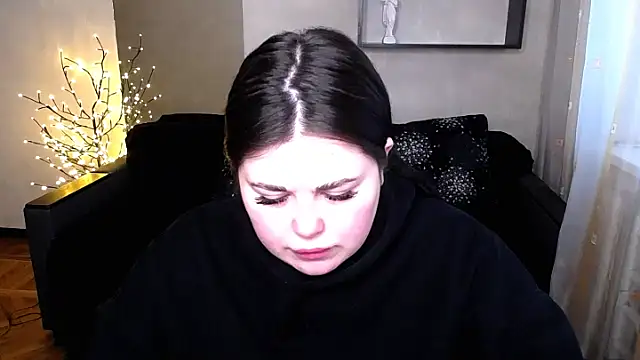 Emily Mo online show from March 17, 6:51 am