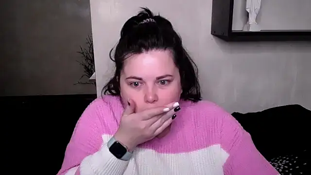 Emily Mo online show from October 12, 5:17 am