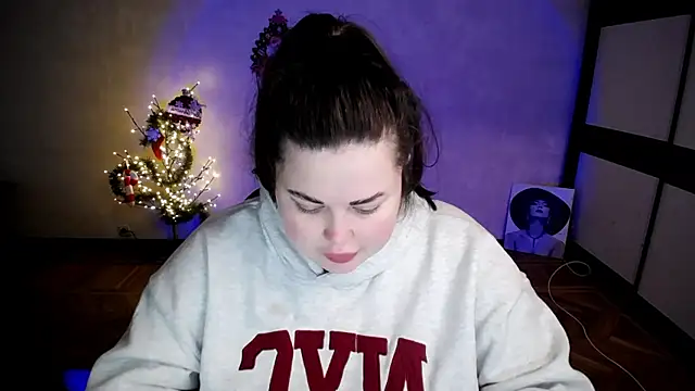 Emily Mo online show from January 14, 6:41 am