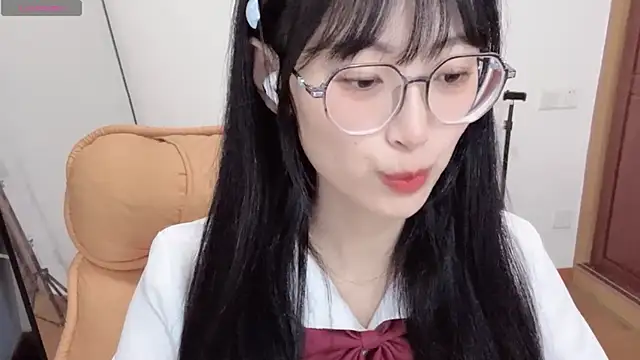 4uoki online show from September 21, 2:19 pm