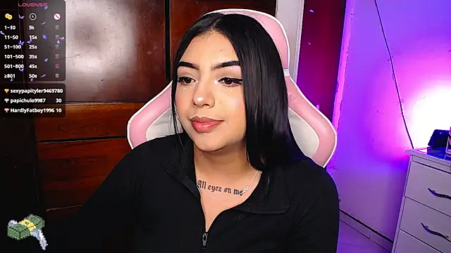 Snapshot of eva_six chatting on January 17, 11:40 pm eva six online show from January 17, 11:40 pm