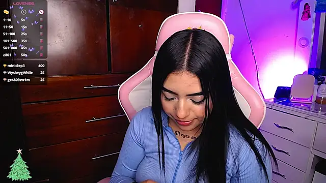 Snapshot of eva_six chatting on February 6, 3:37 am eva six online show from February 6, 3:37 am