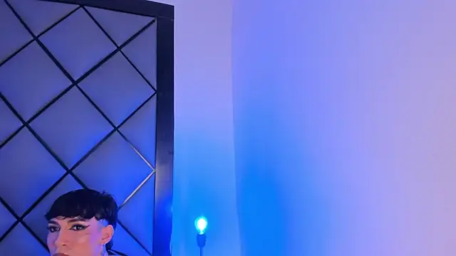 Snapshot of GeorginaCute_ chatting on November 28, 1:36 pm GeorginaCute online show from November 28, 1:36 pm