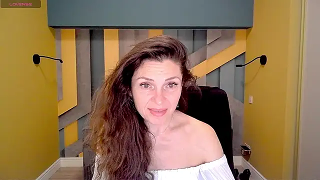 EllaLong online show from February 19, 12:33 pm