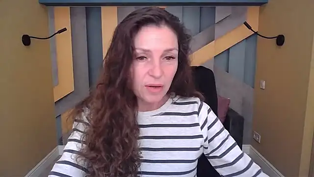 EllaLong online show from November 18, 1:04 pm