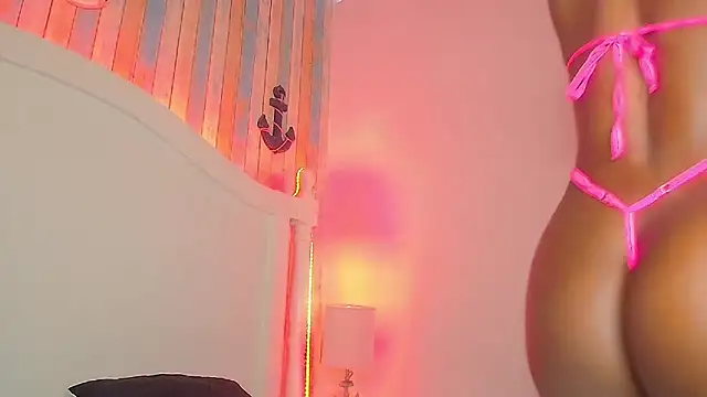 NaiaGils online show from September 27, 3:39 pm