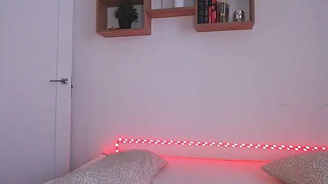 Snapshot of Karolina_love_ chatting on January 11, 11:48 am Karolina love online show from January 11, 11:48 am