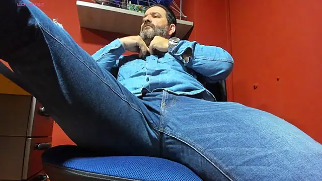 Maxi TheBigDaddy online show from March 17, 12:25 pm