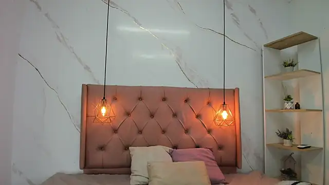 Belle Brunette online show from November 27, 8:44 pm