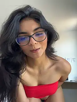 Snapshot of Cat2525 chatting on February 1, 7:23 pm Cat2525 online show from February 1, 7:23 pm