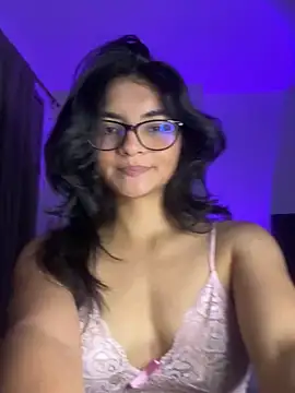 Snapshot of Cat2525 chatting on February 7, 12:53 am Cat2525 online show from February 7, 12:53 am