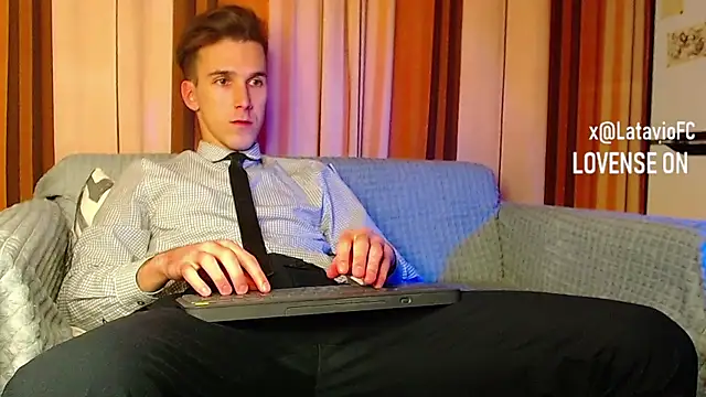 Midnighter  online show from November 28, 11:57 am