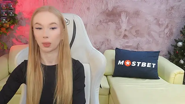 Snapshot of Amelia_Blaze chatting on December 13, 7:36 am Amelia Blaze online show from December 13, 7:36 am