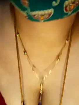 Snapshot of tuttifrutti17 chatting on January 11, 7:59 pm tuttifrutti17 online show from January 11, 7:59 pm