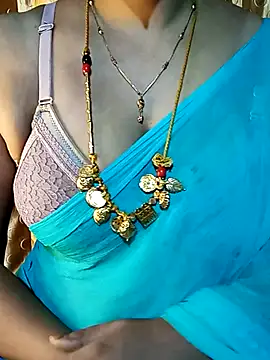 Snapshot of tuttifrutti17 chatting on September 23, 5:27 pm tuttifrutti17 online show from September 23, 5:27 pm