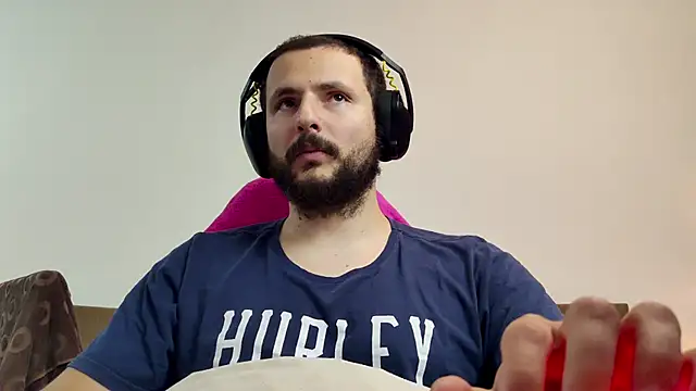 iurytx online show from November 4, 11:37 pm