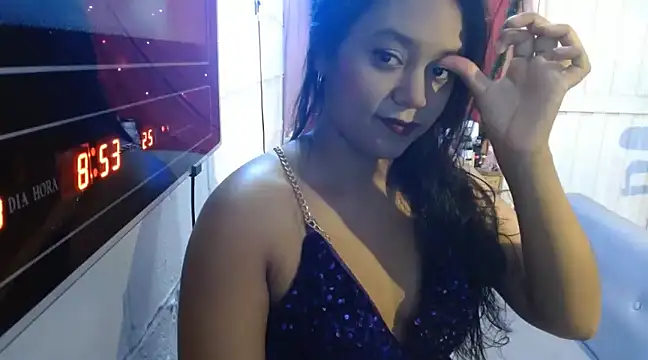 Chiara petterson online show from December 11, 5:21 am