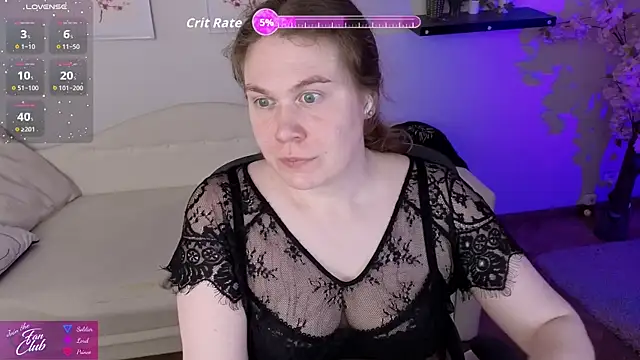 Snapshot of Nancy_Sun_ chatting on August 6, 3:47 pm Nancy Sun online show from August 6, 3:47 pm