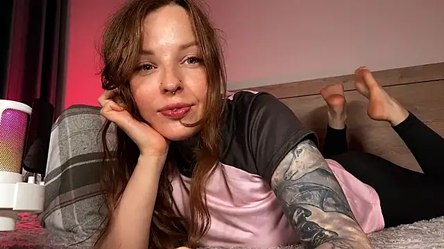 Pi-x-ie online show from July 15, 9:31 pm