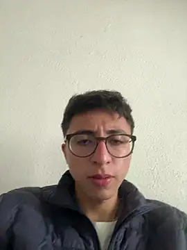 CamiRojas boy online show from May 20, 6:03 pm