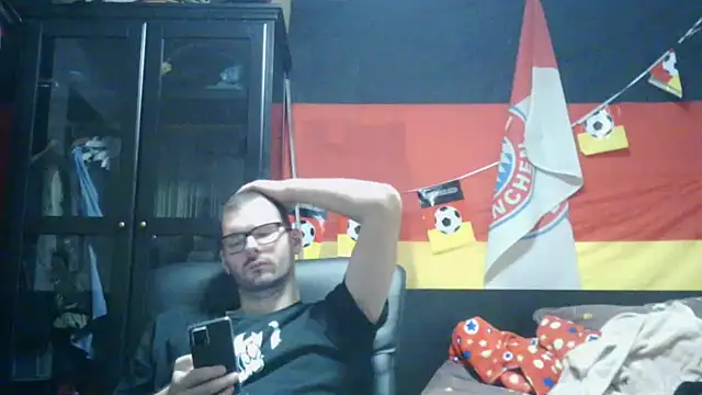Die-geile-Sau online show from January 13, 8:25 pm