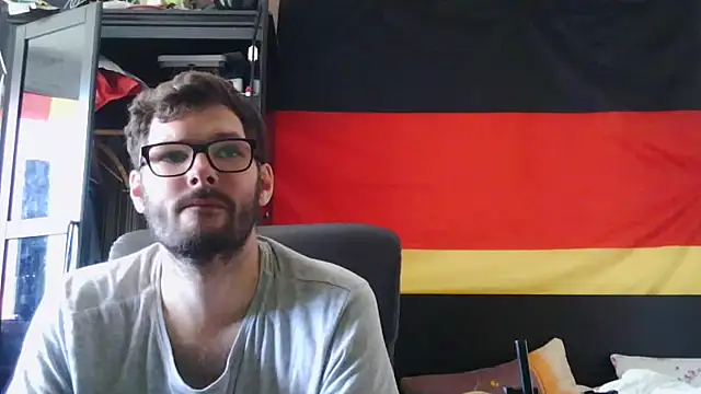 Snapshot of Die-geile-Sau chatting on June 27, 11:15 am Die-geile-Sau online show from June 27, 11:15 am