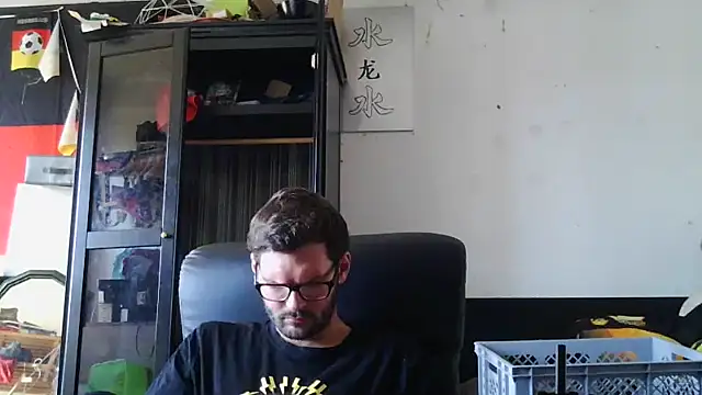 Snapshot of Die-geile-Sau chatting on July 16, 12:44 pm Die-geile-Sau online show from July 16, 12:44 pm