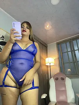 Snapshot of Vanesa_novvoa chatting on June 6, 4:55 pm Vanesa novvoa online show from June 6, 4:55 pm