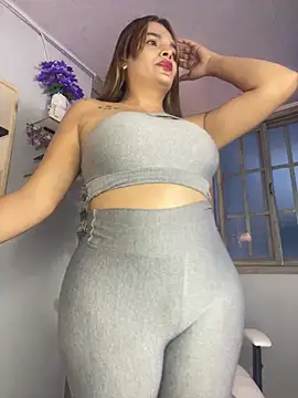 Snapshot of Vanesa_novvoa chatting on July 22, 8:44 pm Vanesa novvoa online show from July 22, 8:44 pm