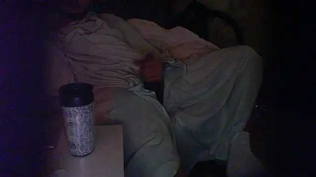 Snapshot of TallThickD chatting on February 20, 9:15 pm TallThickD online show from February 20, 9:15 pm
