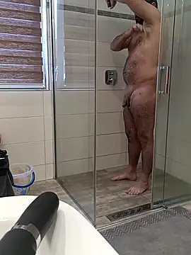 Snapshot of Nikeyone2 chatting on November 24, 12:05 pm Nikeyone2 online show from November 24, 12:05 pm