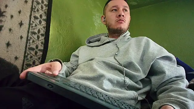 sweet cock28 online show from January 24, 3:55 pm