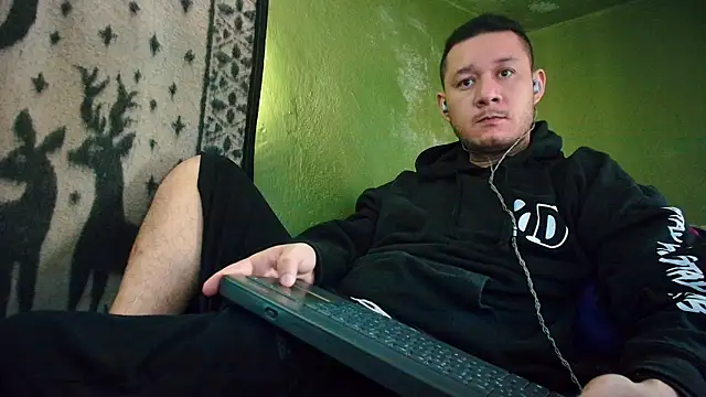 sweet cock28 online show from January 27, 3:39 pm