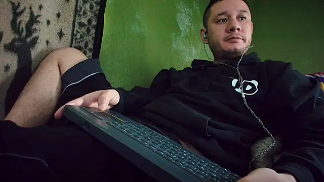 sweet cock28 online show from March 18, 3:42 pm