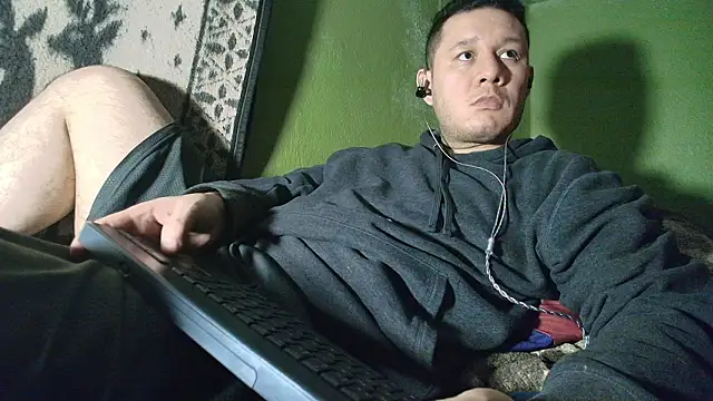 sweet cock28 online show from February 4, 3:23 am