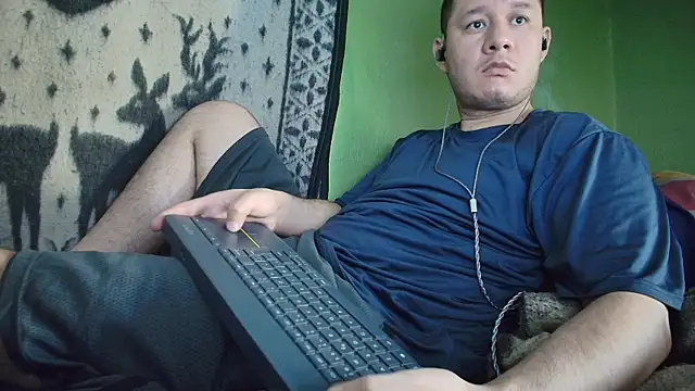 sweet cock28 online show from May 20, 3:18 pm