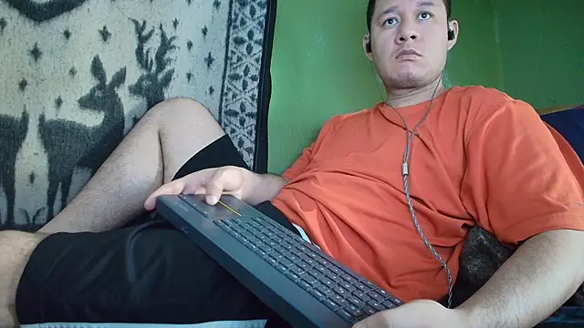sweet cock28 online show from June 1, 3:03 pm