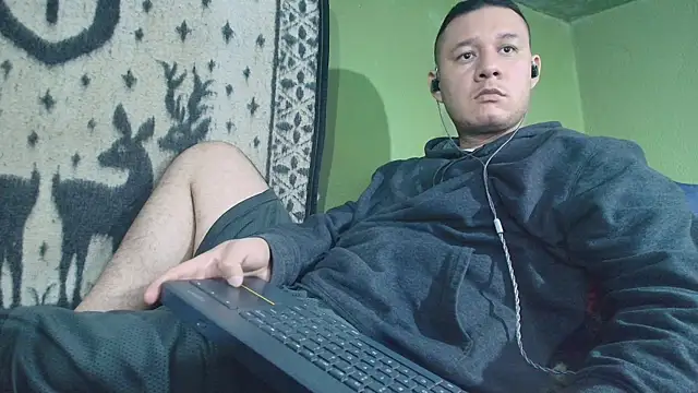 sweet cock28 online show from June 9, 3:12 pm