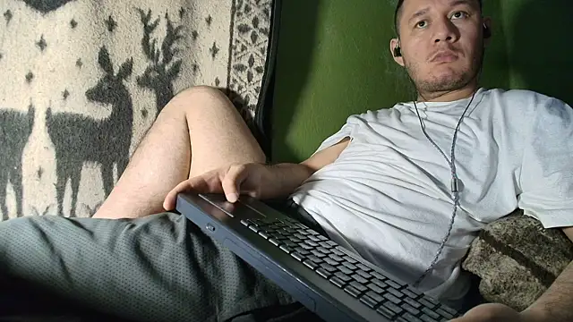 sweet cock28 online show from June 14, 3:19 am
