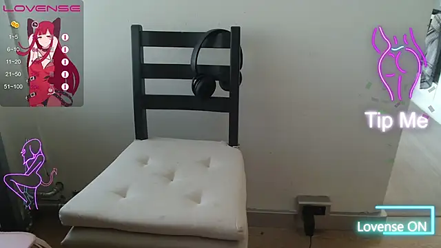 Thepanthera online show from March 3, 9:33 am