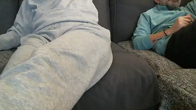 Snapshot of mysteriouscouple001 chatting on November 9, 5:44 pm mysteriouscouple001 online show from November 9, 5:44 pm