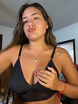 Snapshot of fenixgre chatting on October 18, 5:35 pm fenixgre online show from October 18, 5:35 pm