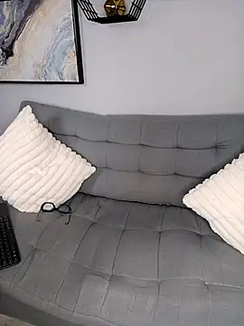 Amber Etan online show from April 27, 2:48 pm