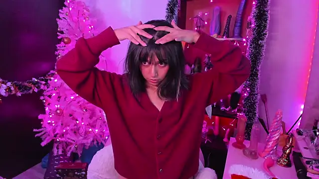 amber yull online show from December 15, 4:40 am