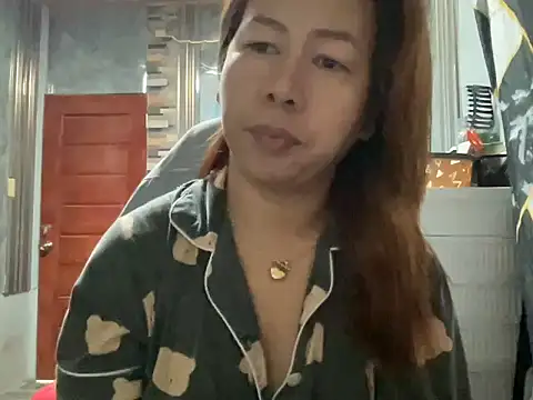 UrLove Marga online show from April 27, 9:57 pm