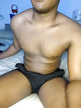 Snapshot of _MAC24k chatting on April 3, 9:57 pm MAC24k online show from April 3, 9:57 pm