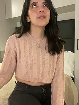 Snapshot of saori_10 chatting on December 21, 6:19 am saori 10 online show from December 21, 6:19 am